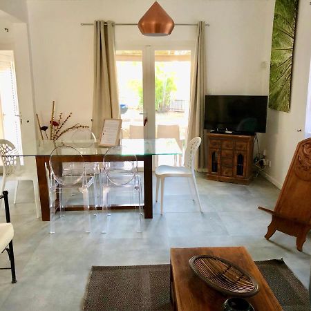 Beachfront Villa In A Beautiful And Secured Complex Flic-en-Flacq Eksteriør billede