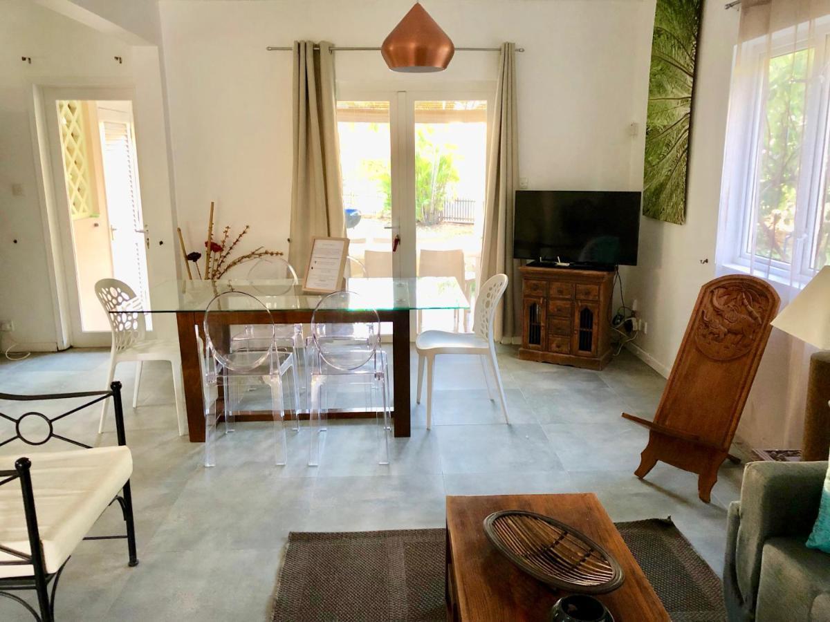 Beachfront Villa In A Beautiful And Secured Complex Flic-en-Flacq Eksteriør billede
