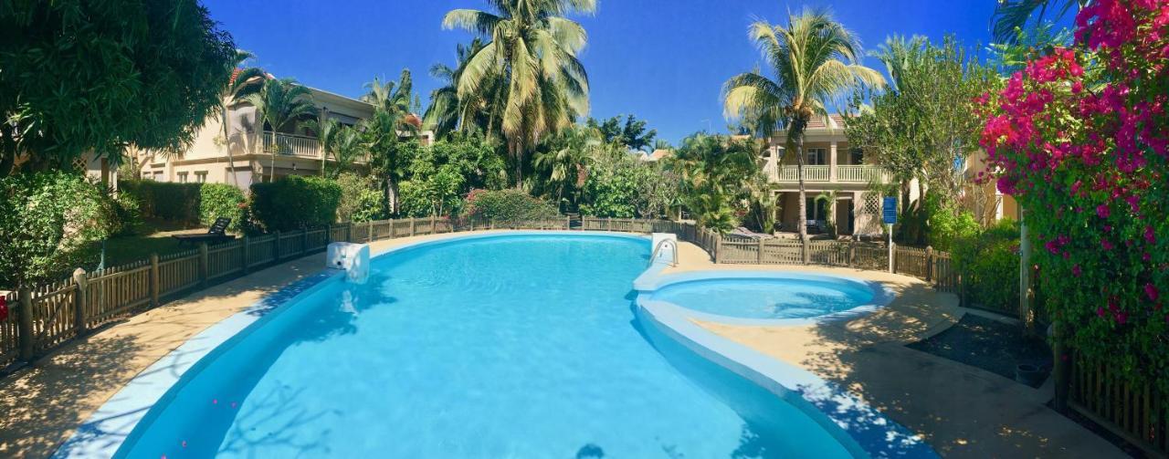 Beachfront Villa In A Beautiful And Secured Complex Flic-en-Flacq Eksteriør billede
