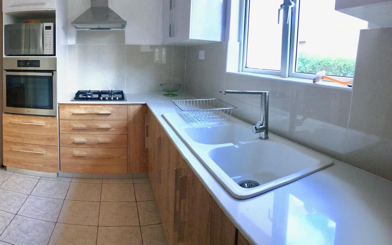 Beachfront Villa In A Beautiful And Secured Complex Flic-en-Flacq Eksteriør billede